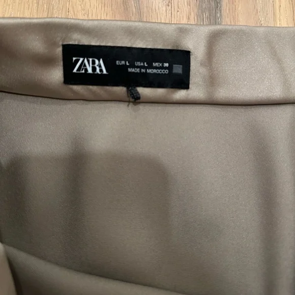 Zara Satin Midi Skirt - Picture 5 of 6